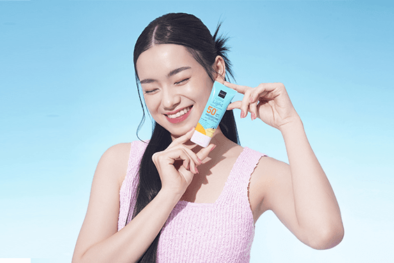Cobain Sunscreen Lokal yang Super Ringan & Nyaman Dipakai Seharian!